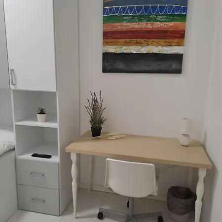 Borghesi דירה פארמה